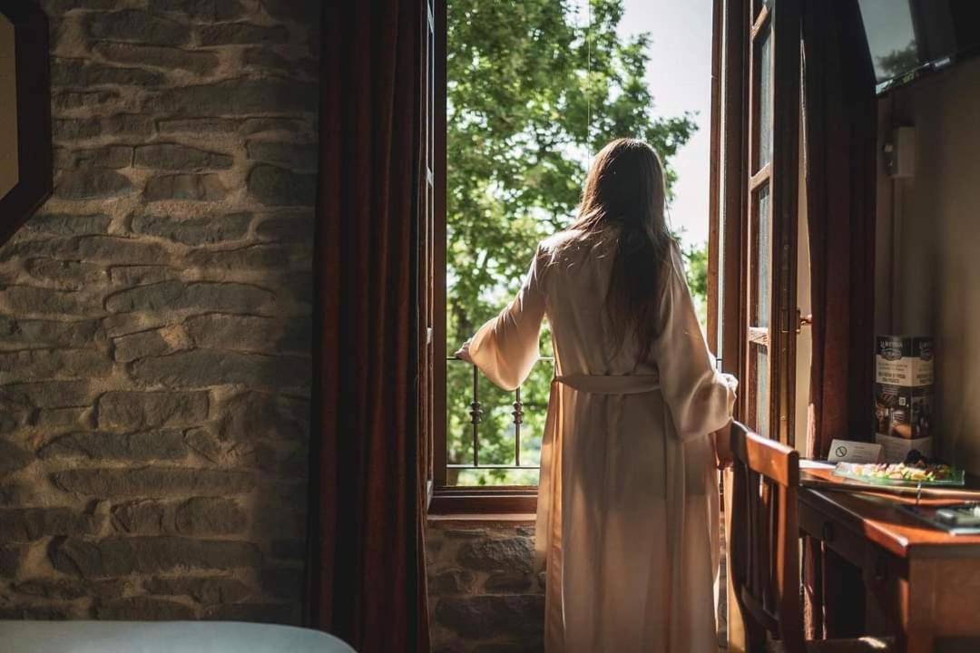 La Locanda Del Borgo Torrechiara エクステリア 写真